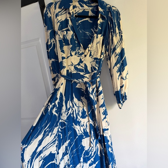 Zara Blue & Cream Patterned Dress - size S - Picture 4 of 5